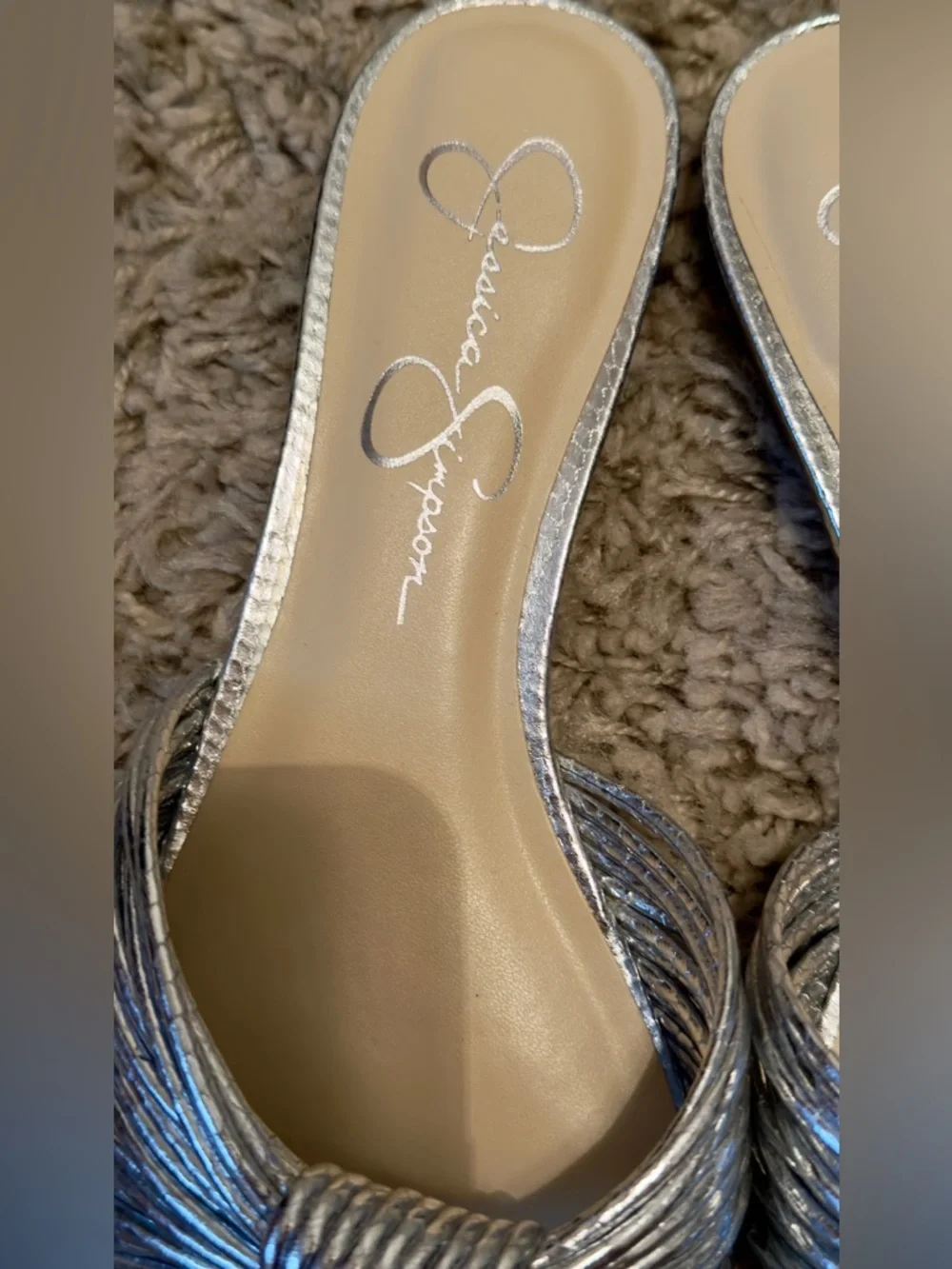 JESSICA SIMPSON Dydra Silver Knot-Front Slide Sandals - Picture 6 of 15
